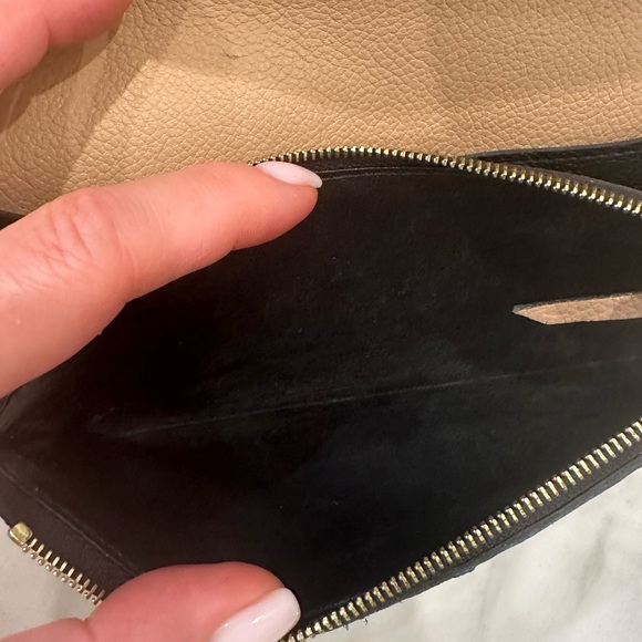 Louis Vuitton wallet - Picture 6 of 8